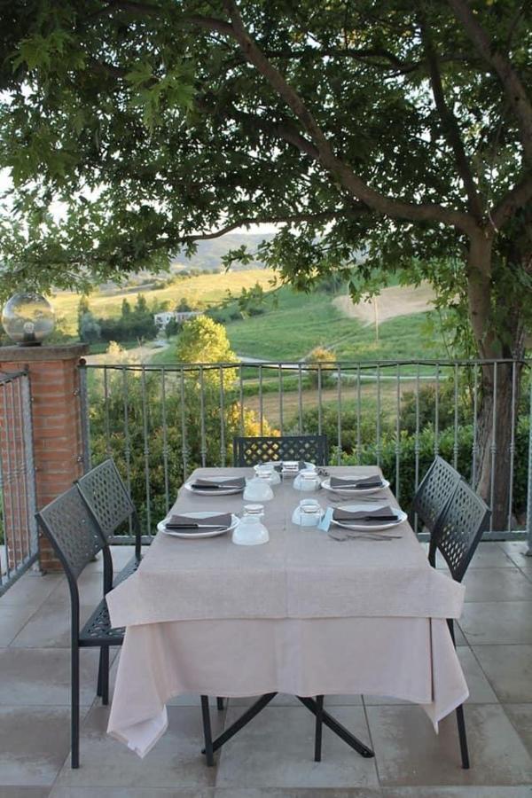 Agriturismo Il Colore Del Grano San Vittore  Eksteriør billede