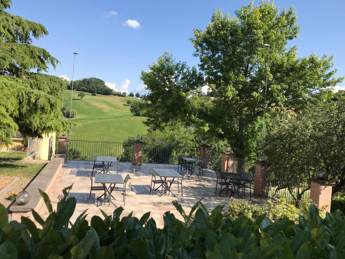 Agriturismo Il Colore Del Grano San Vittore  Eksteriør billede